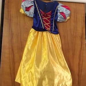 Snow White costume