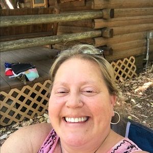 Meet your Posher, Tina