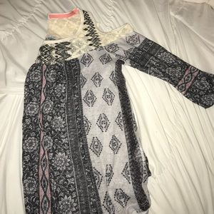 Cold shoulder printed Jolt Top