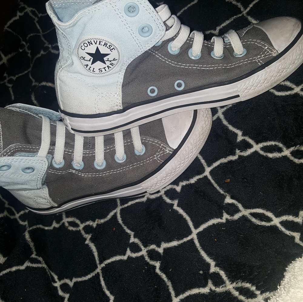 Kids chucks size 3