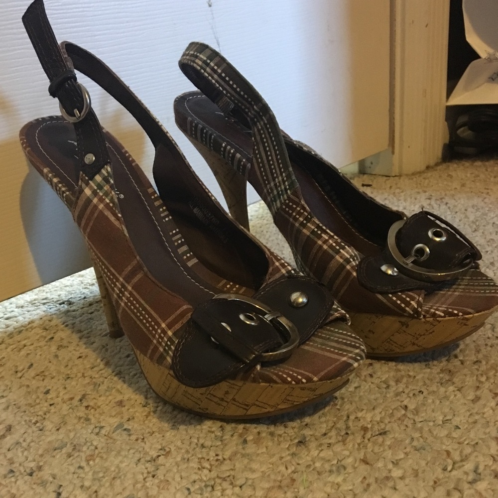Anne Michelle Heels