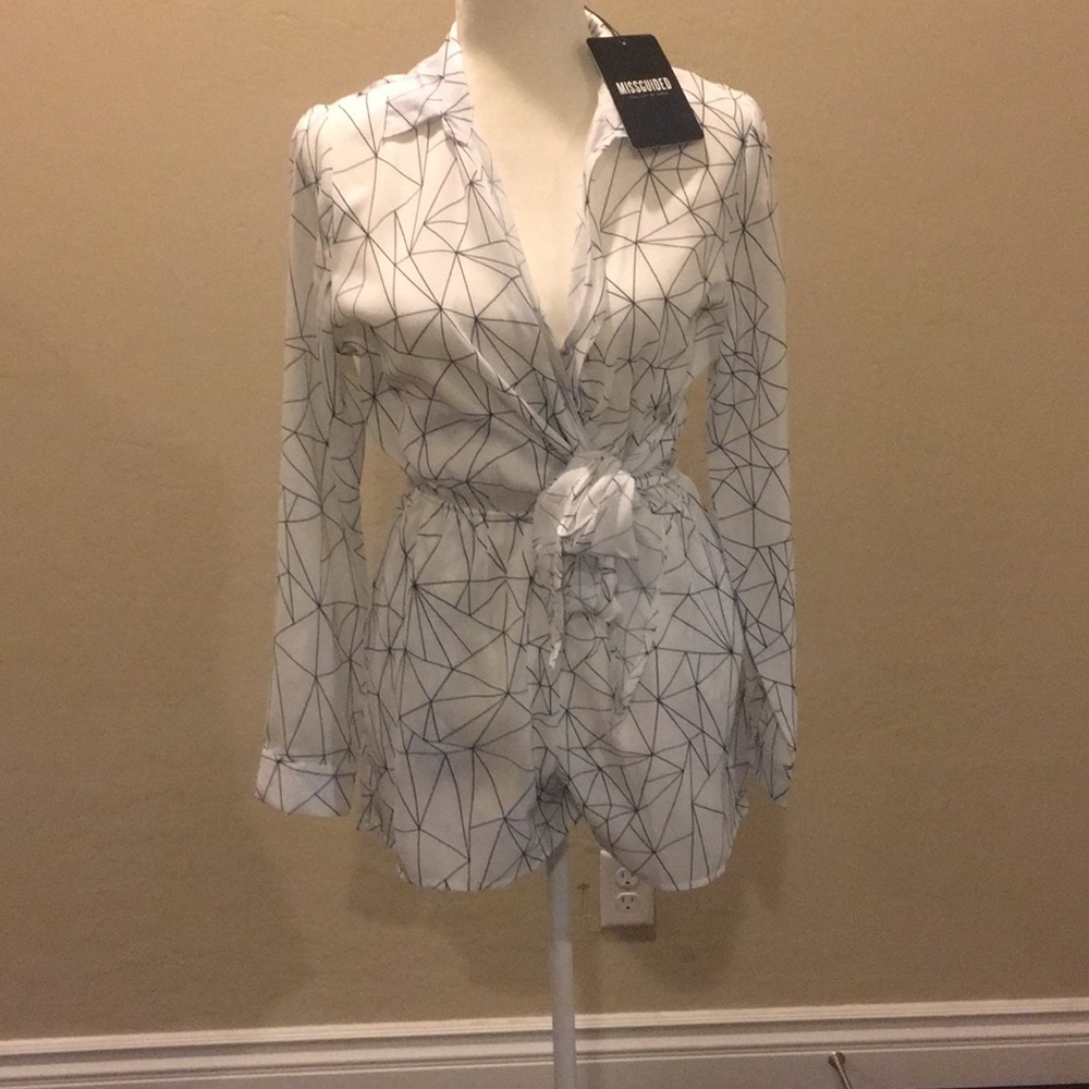 Missguided long sleeve romper - Picture 2 of 4
