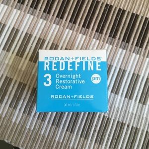 Redefine overnight restorative cream