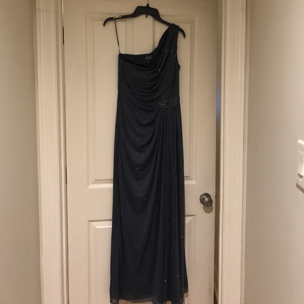 Formal/Prom gown