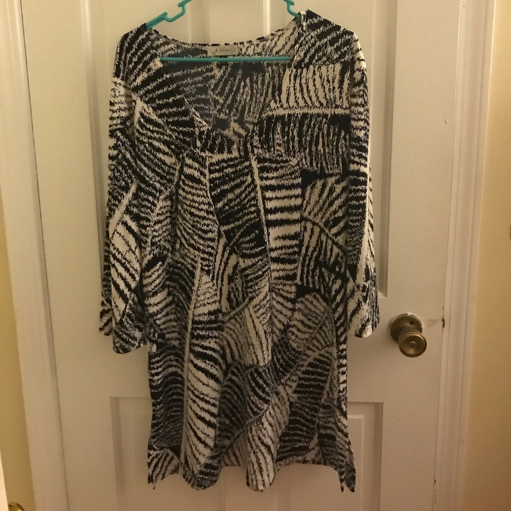 Large navy blue and white dress j valdi