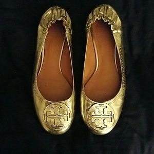 Tory burch gold flats