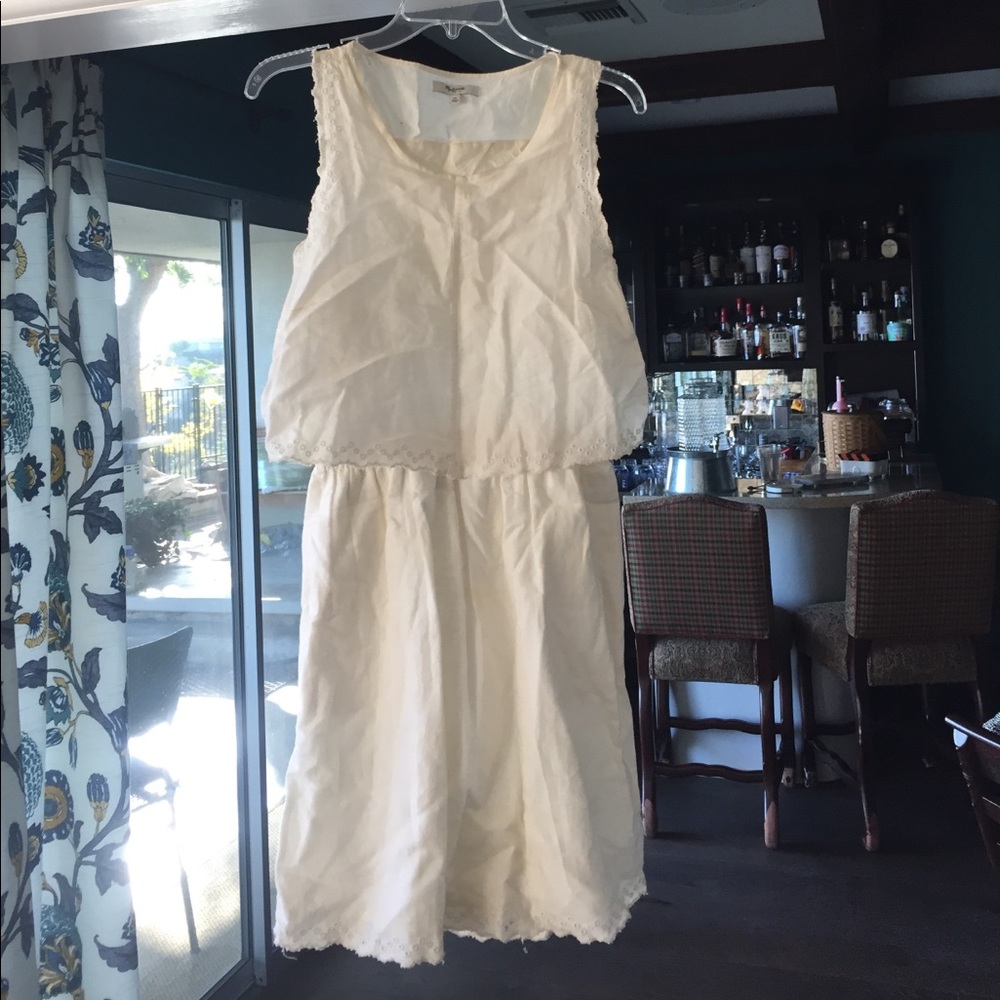 Open back dress. Size 10 but I wear it at size 6-8
