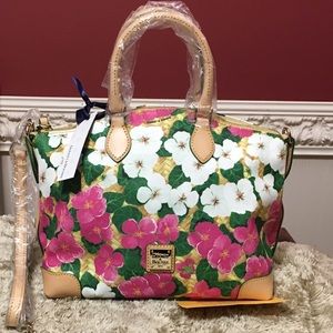 ❤️SALE❤️ Dooney & Bourke pansy satchel