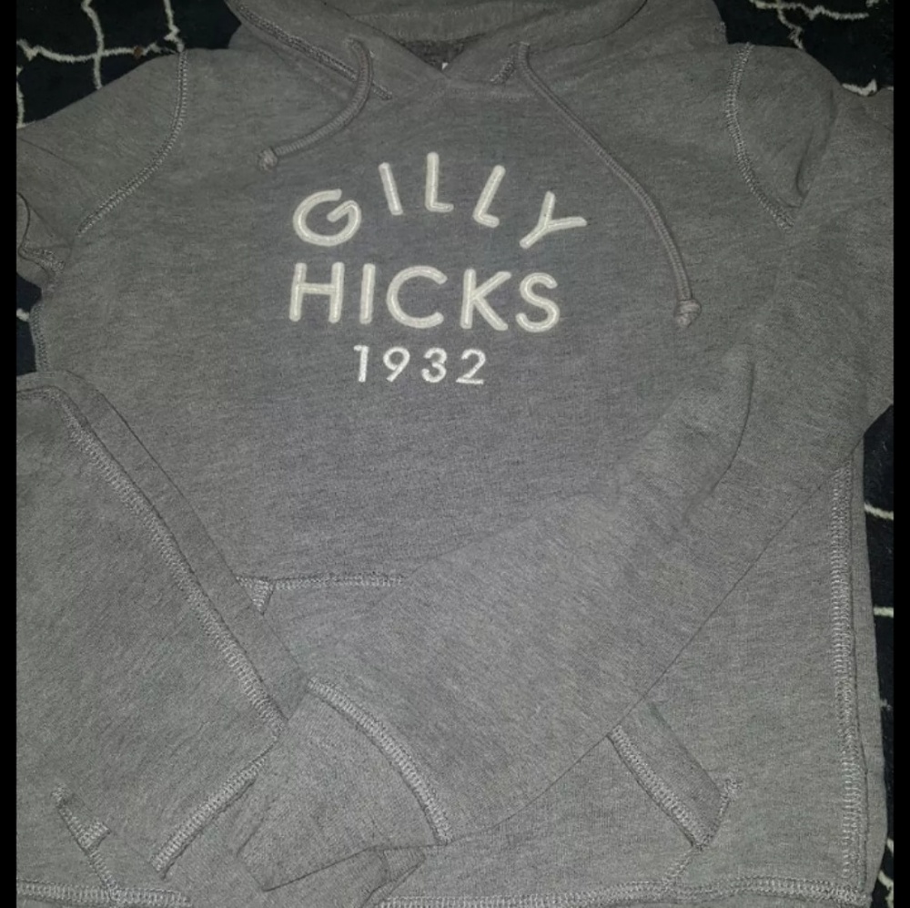 3 gilly hicks hoodies XS