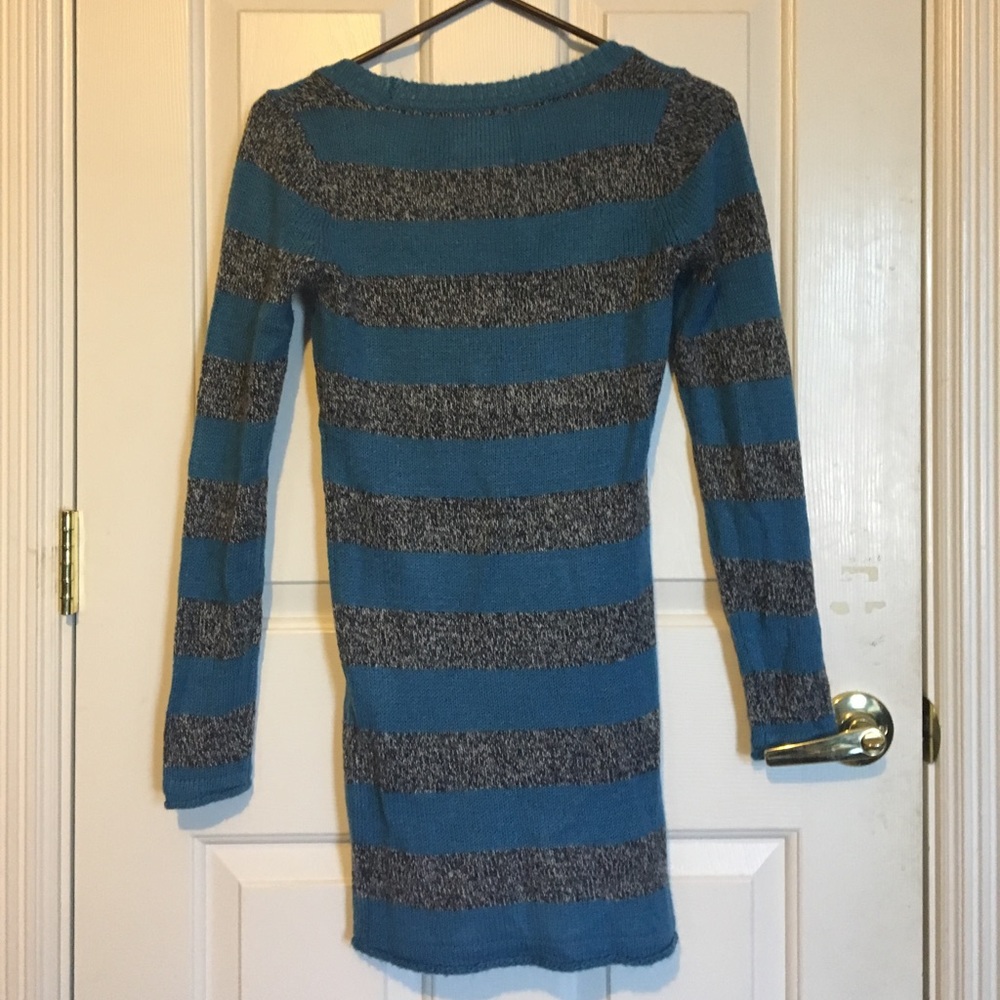 Sweater - Picture 2 of 3