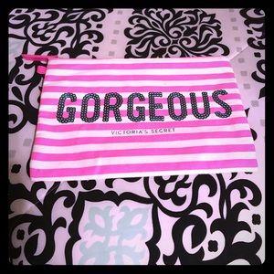 NWOT * VS Gorgeous Makeup Bag