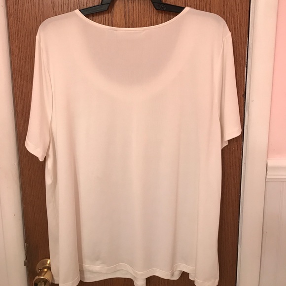 Women’s Plus Size Top - Picture 3 of 3