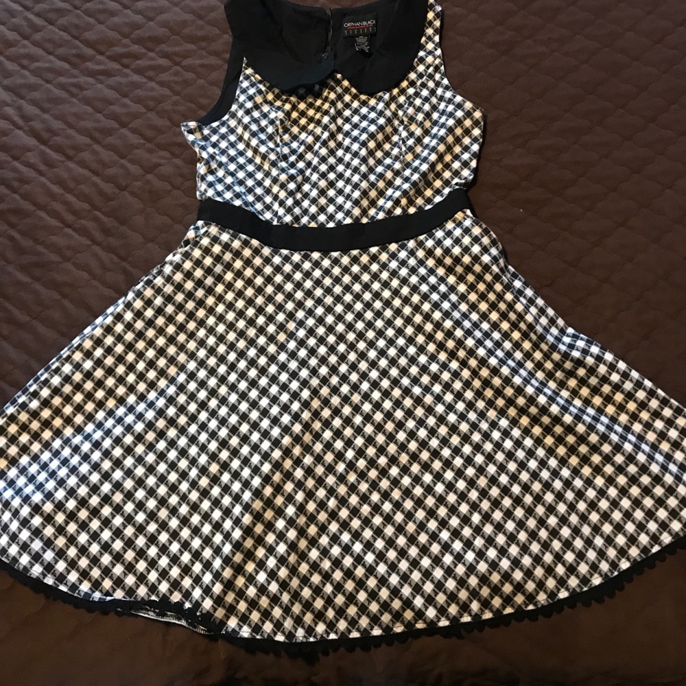 cute dress with pockets 97%cotton 3%spandex.