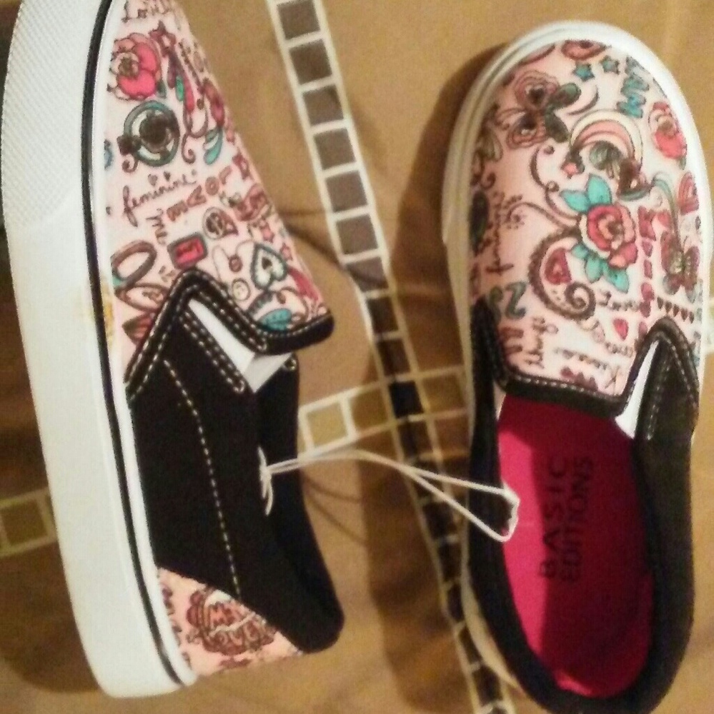 Brand new with tags size 12 toddler girls