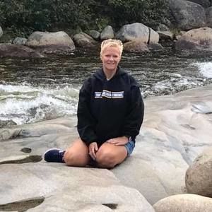 Meet your Posher, Kim