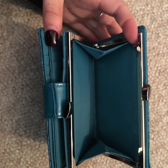 Teal Crocodile wallet - Picture 4 of 4