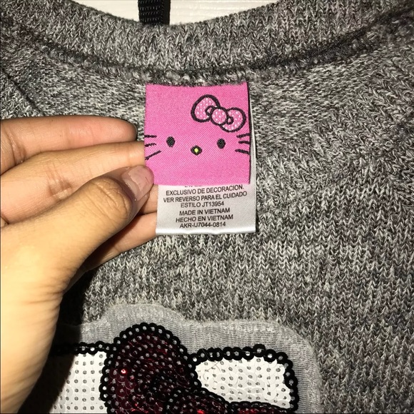 Hello Kitty Sequin Knut Sweater - Picture 3 of 4
