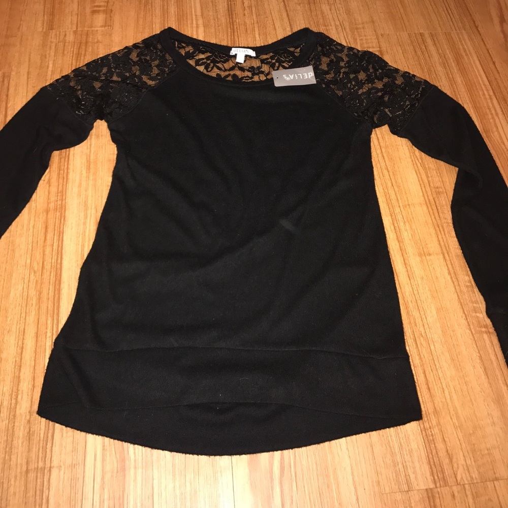 Long sleeve top