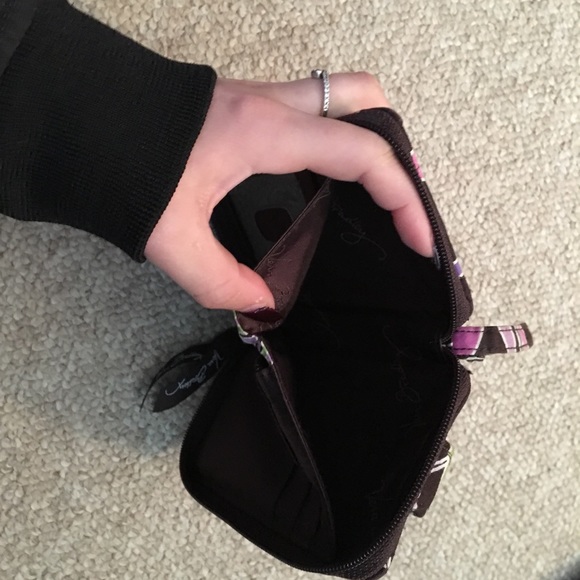 Vera Bradley wristlet - Picture 3 of 3