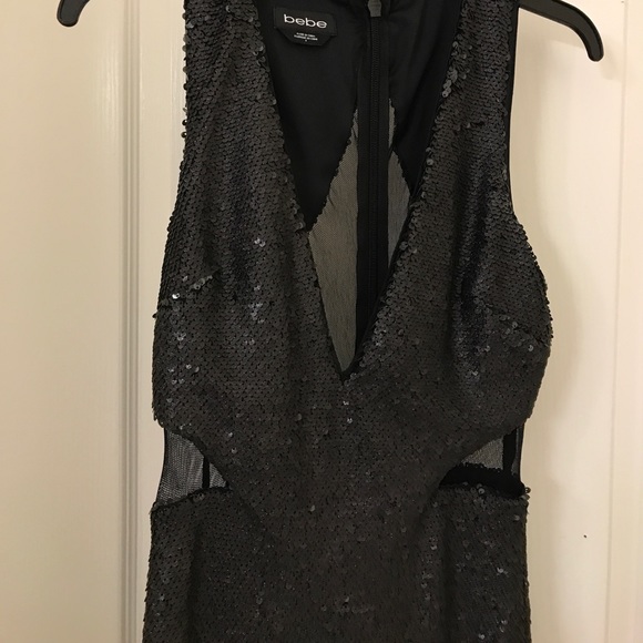 Size 4 BEBE black sequence dress - Picture 4 of 6