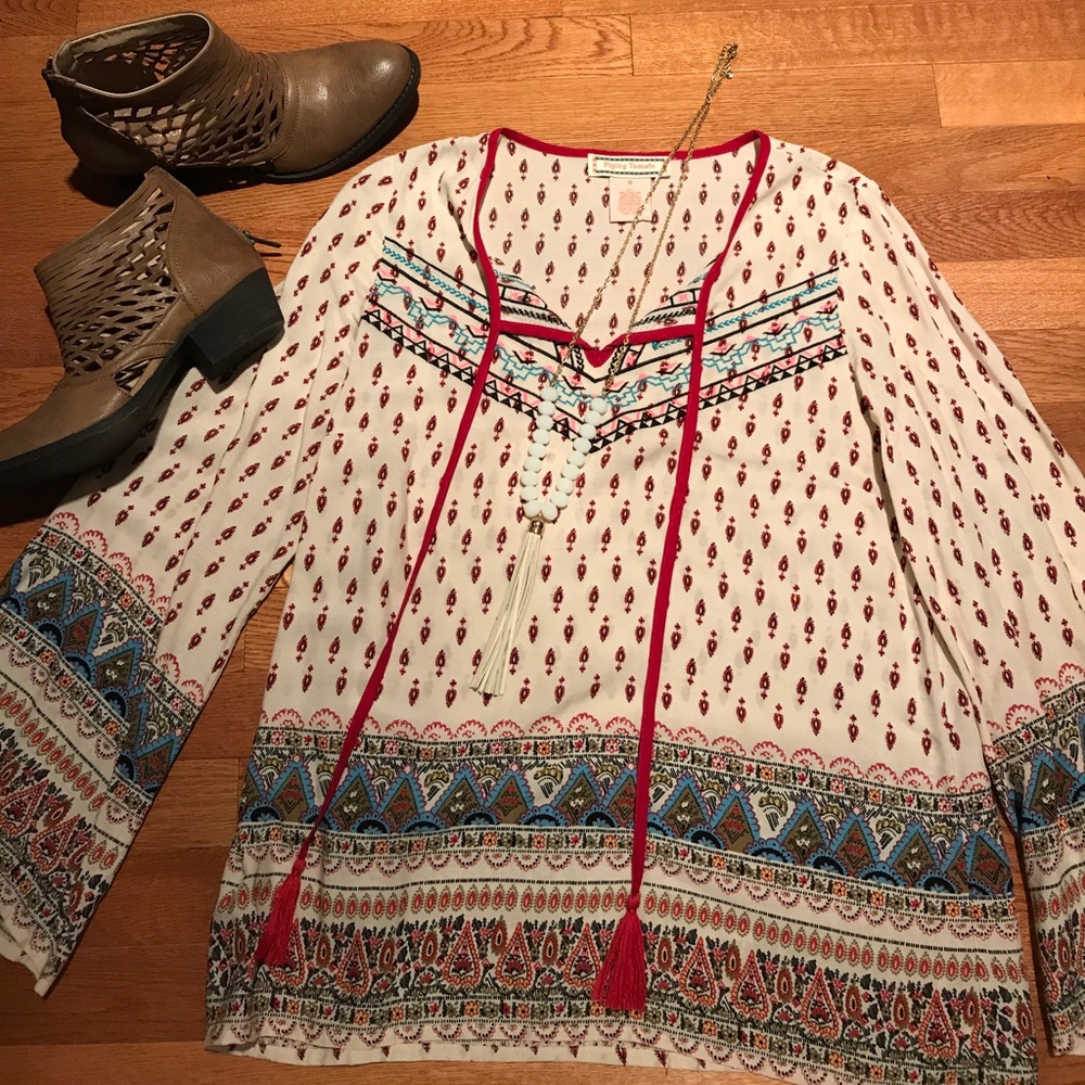 Boho blouse. flying tomato brand. Worn once.