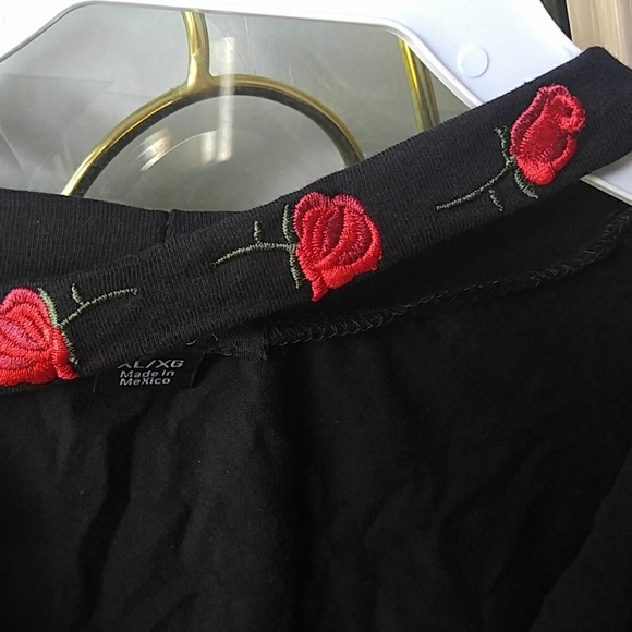 Black choker top - Picture 3 of 5