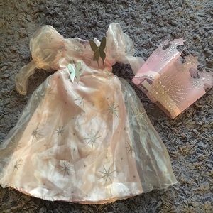 Girl costume