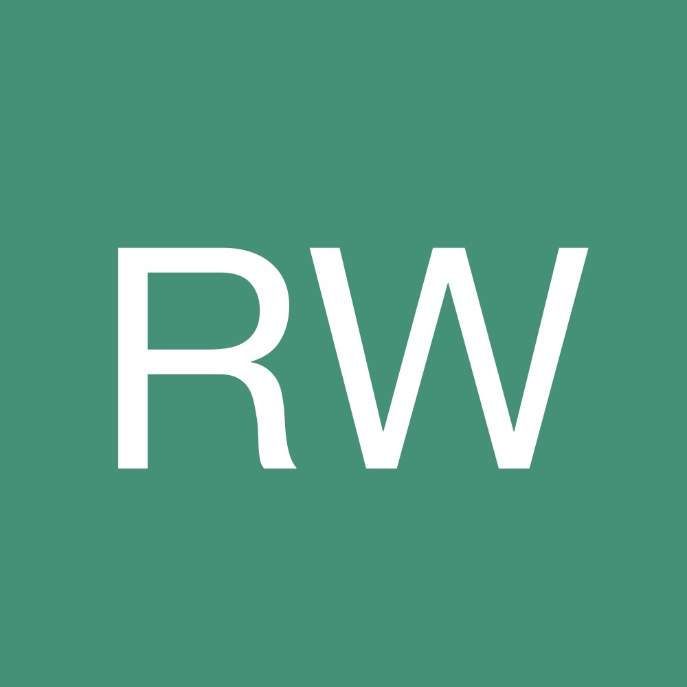 Meet your Posher, Romona