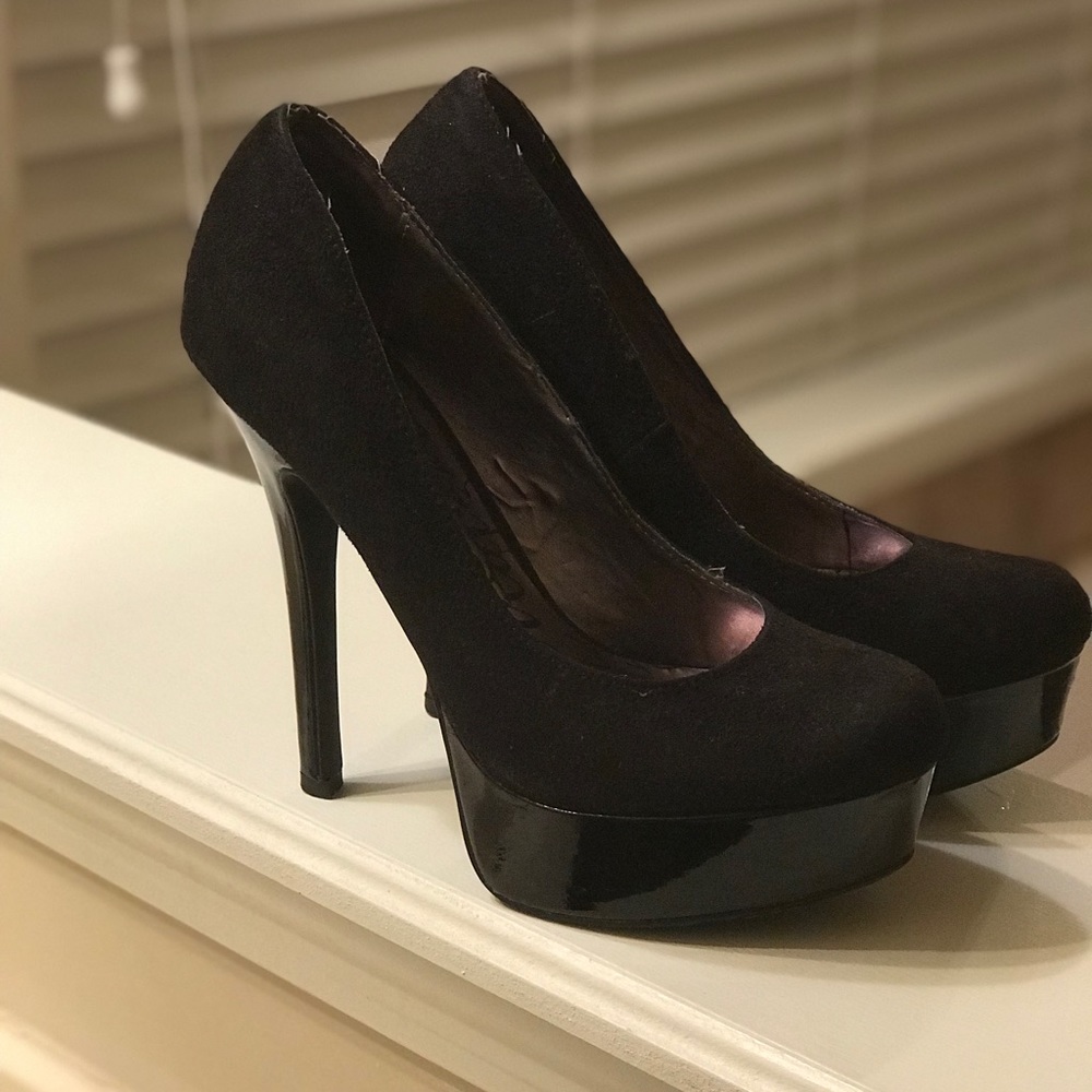 Stiletto Pumps