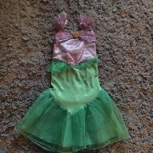 Girl costume