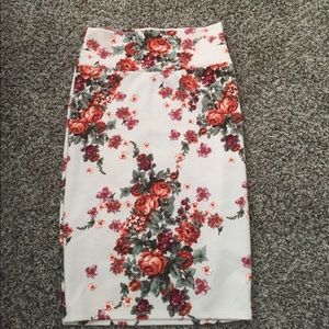 Lularoe Cassie skirt
