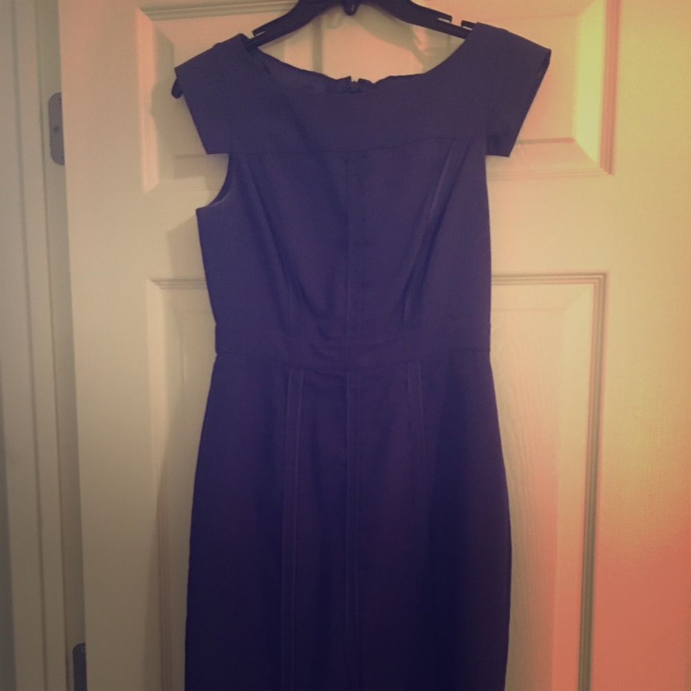 Vince Camuto Size 2 Dress