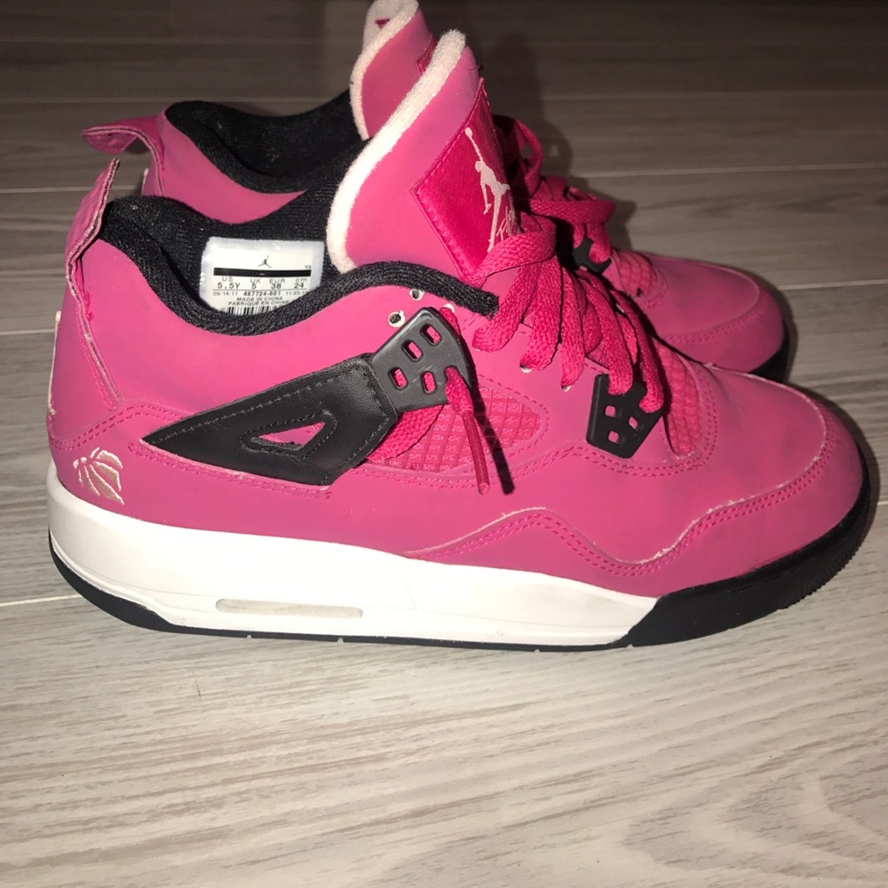 Pink Jordan Flights