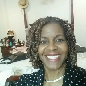 Meet your Posher, Arletha