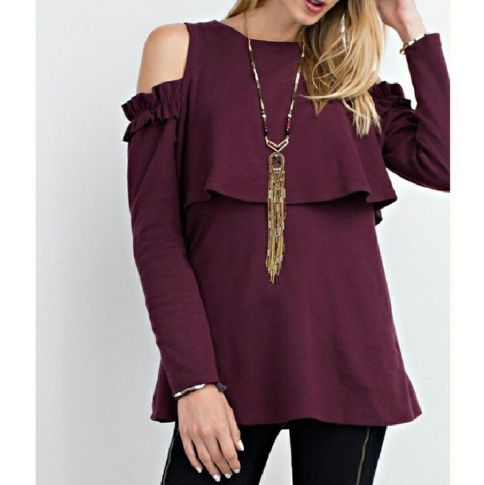 Ruffled cold shoulder sweater & split overlay back
