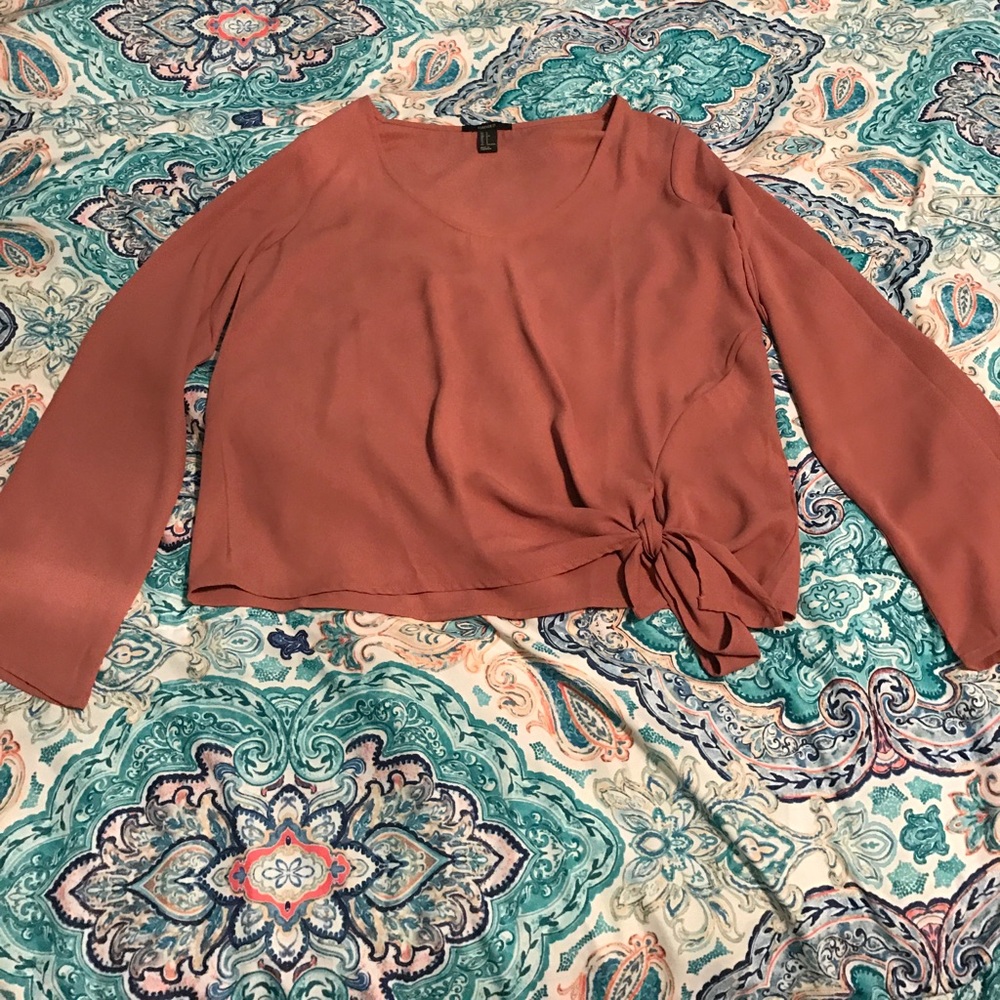 Forever 21 blouse - Picture 1 of 4