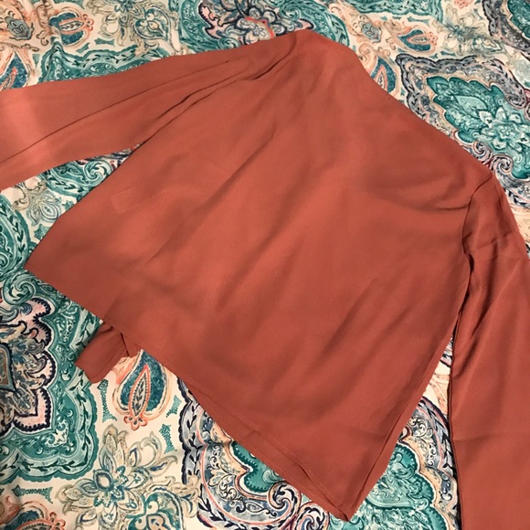 Forever 21 blouse - Picture 4 of 4