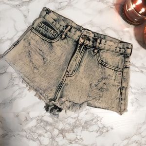 Distressed acid wash shorts