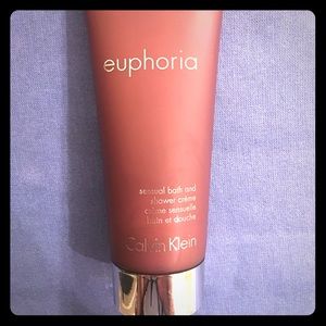 Euphoria Sensual Bath & Shower Creme