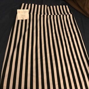 Lularoe "Cassie" skirt