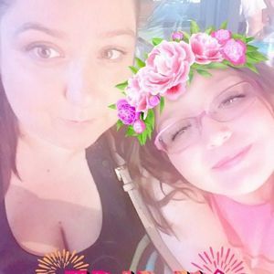 Meet your Posher, Leslie