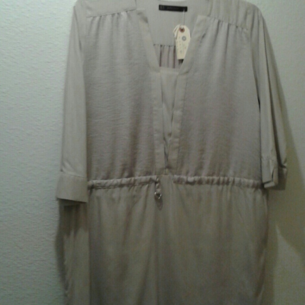 Previously loved - Zara Basic Tunic