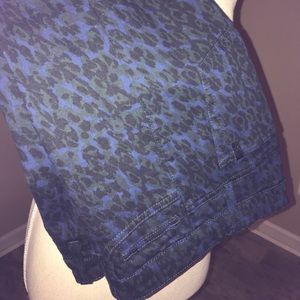 Blue leopard print jeggings