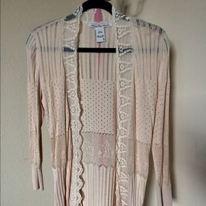 Cardigan with lace trim