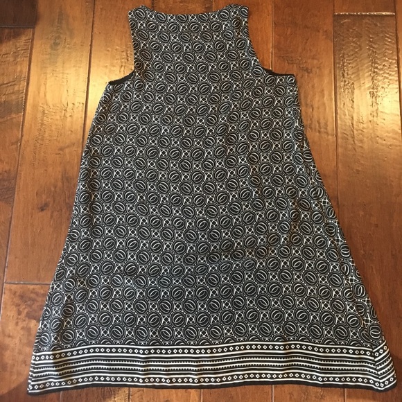 Max Studio dress. Never worn. - Picture 3 of 4