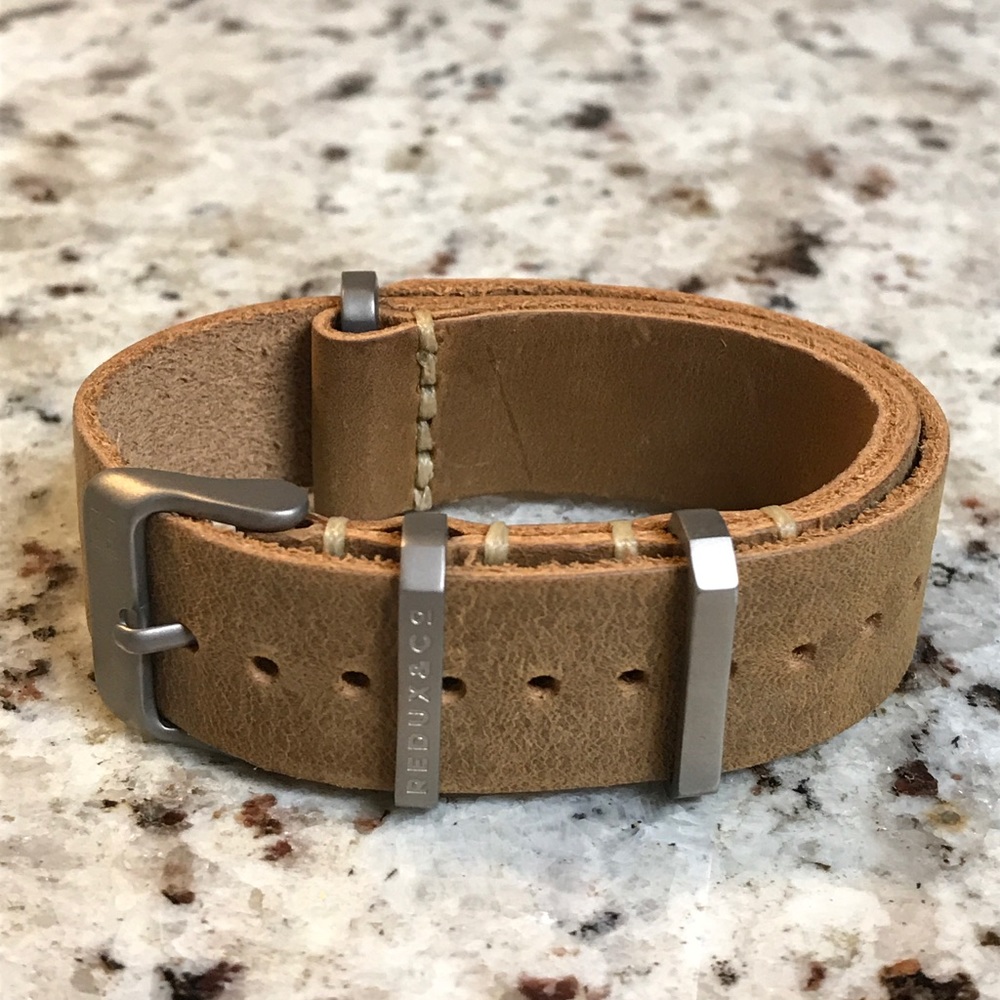 SL1 Redux&Co leather bracelet single pass strap