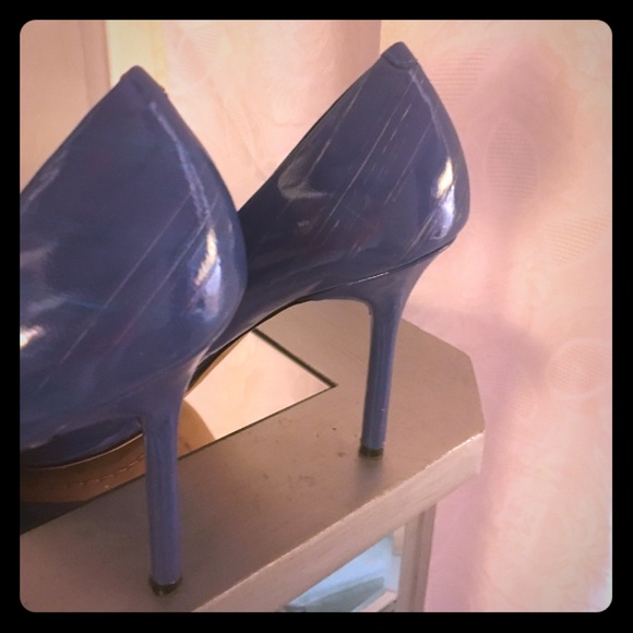 Vince Camuto Sexy stiletto pumps - Picture 3 of 5