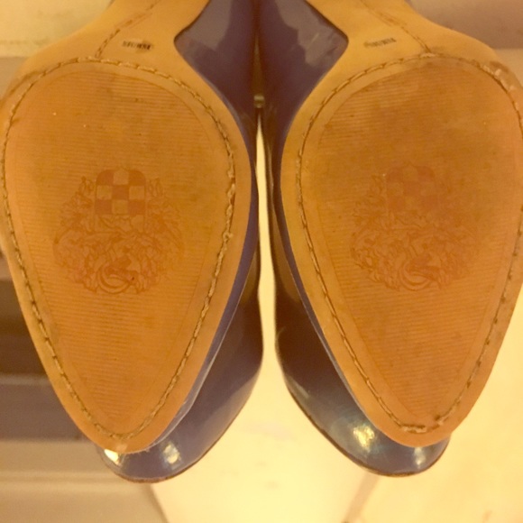 Vince Camuto Sexy stiletto pumps - Picture 4 of 5