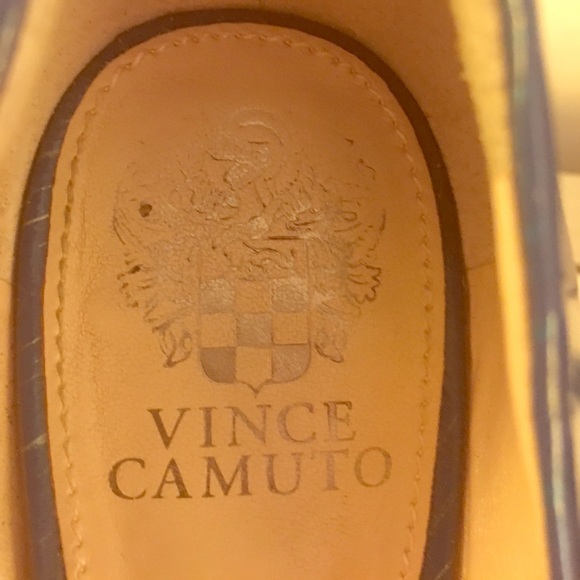 Vince Camuto Sexy stiletto pumps - Picture 5 of 5