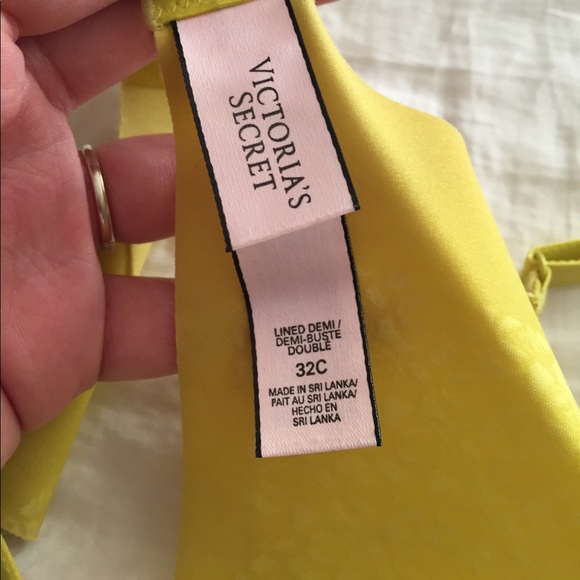 VS BRAS BUNDLE - Picture 4 of 8